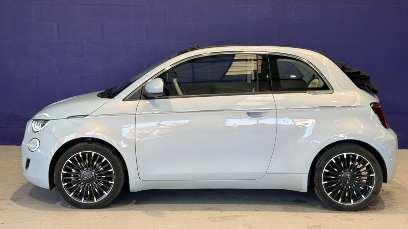 Fiat 500c e 118CH - LA PRIMA - 2020- Appel car Play - intérieur  cuir - Phare full led 