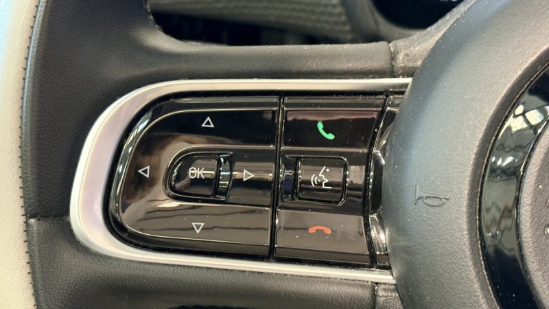 Fiat 500c e 118CH - LA PRIMA - 2020- Appel car Play - intérieur  cuir - Phare full led 