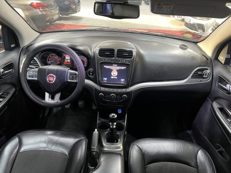 Fiat Freemont 2.0 Multijet 136cv | 7 places | Cuir chauffant | Écran arrière | Caméra de recul
