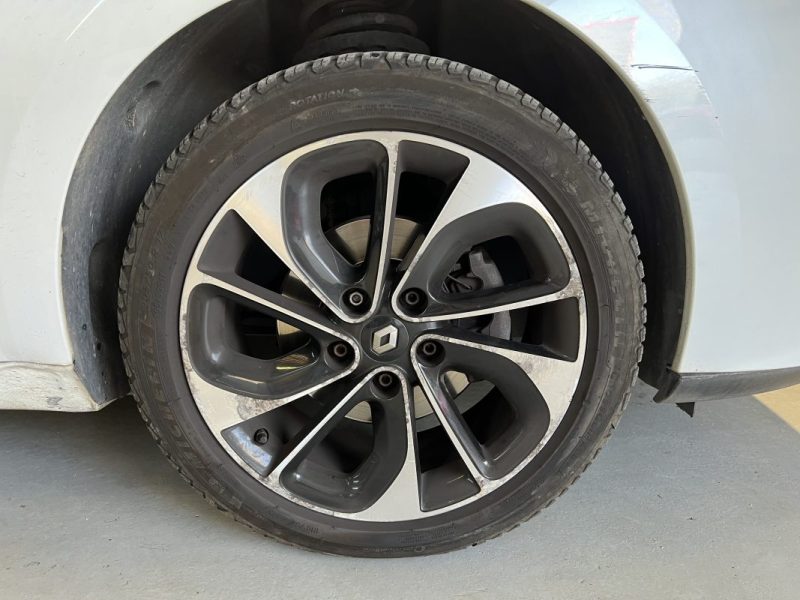 RENAULT MEGANE III ESTATE 1.2 TCE 130CH BOSE ÉDITION / ENTRETIEN COMPLET RENAULT