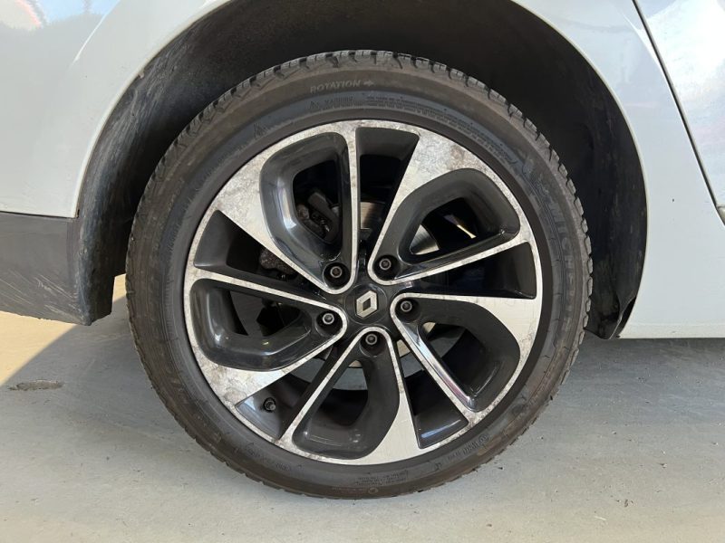 RENAULT MEGANE III ESTATE 1.2 TCE 130CH BOSE ÉDITION / ENTRETIEN COMPLET RENAULT