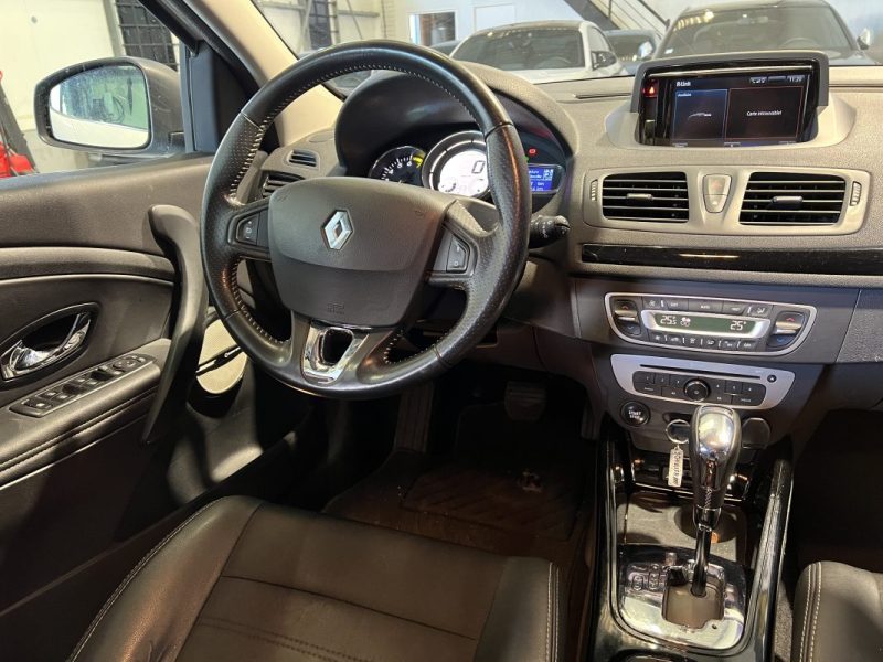 RENAULT MEGANE III ESTATE 1.2 TCE 130CH BOSE ÉDITION / ENTRETIEN COMPLET RENAULT