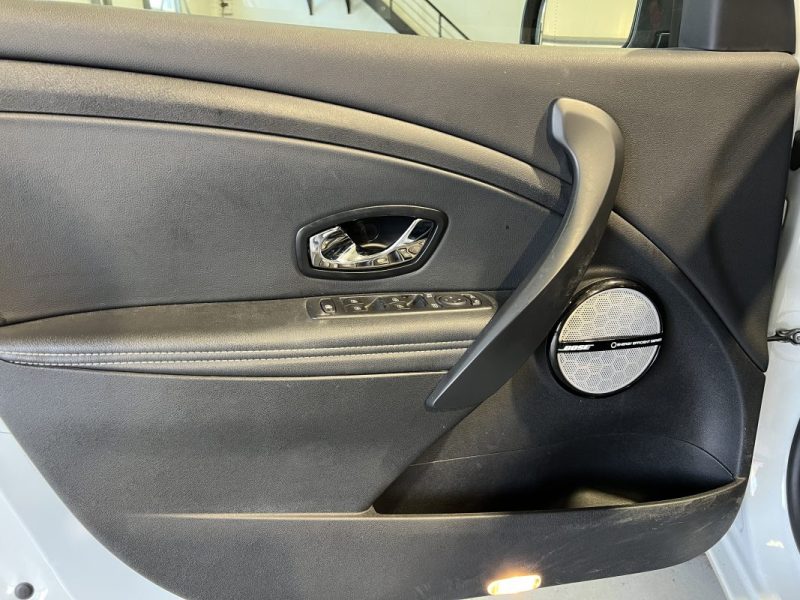 RENAULT MEGANE III ESTATE 1.2 TCE 130CH BOSE ÉDITION / ENTRETIEN COMPLET RENAULT