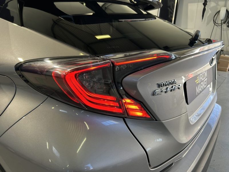 TOYOTA C-HR 122H GRAPHIC 2WD E-CVT 2017 PACK SON JBL