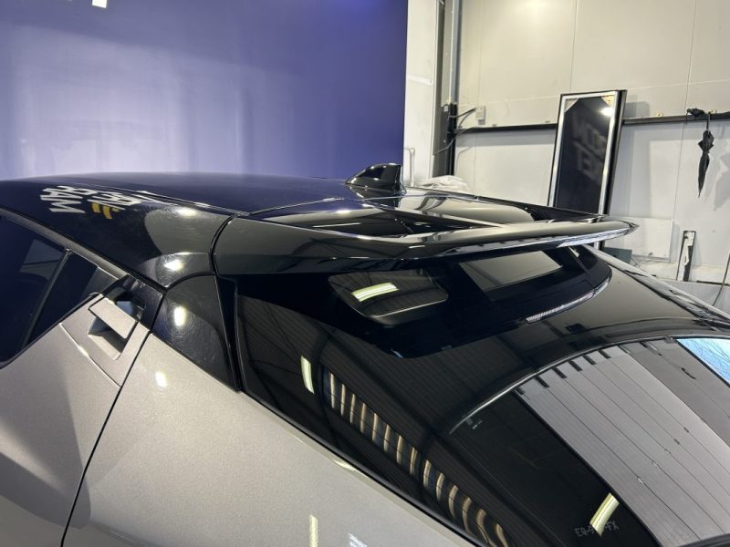 TOYOTA C-HR 122H GRAPHIC 2WD E-CVT 2017 PACK SON JBL