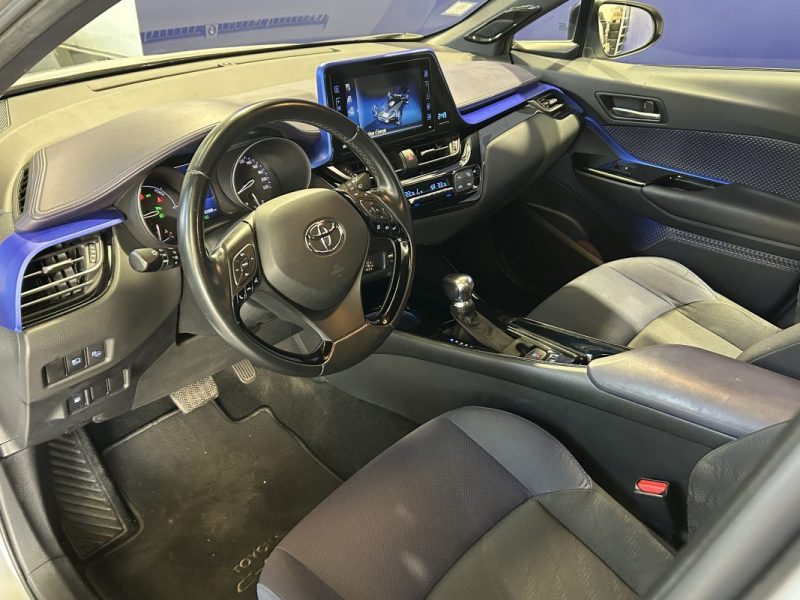 TOYOTA C-HR 122H GRAPHIC 2WD E-CVT 2017 PACK SON JBL