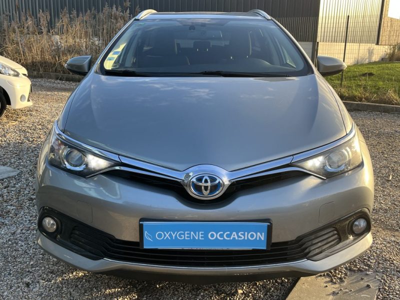 TOYOTA AURIS TOURING SPORTS HSD 136H DESIGN BUSINESS 2016