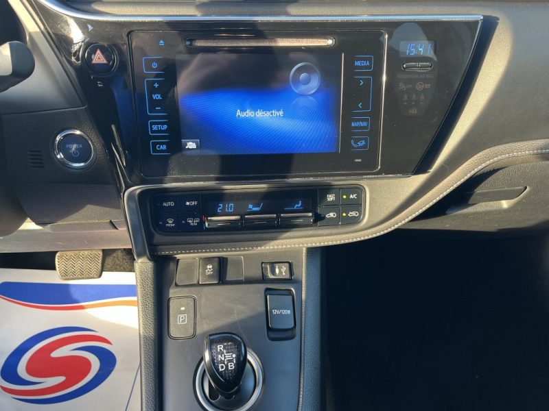 TOYOTA AURIS TOURING SPORTS HSD 136H DESIGN BUSINESS 2016