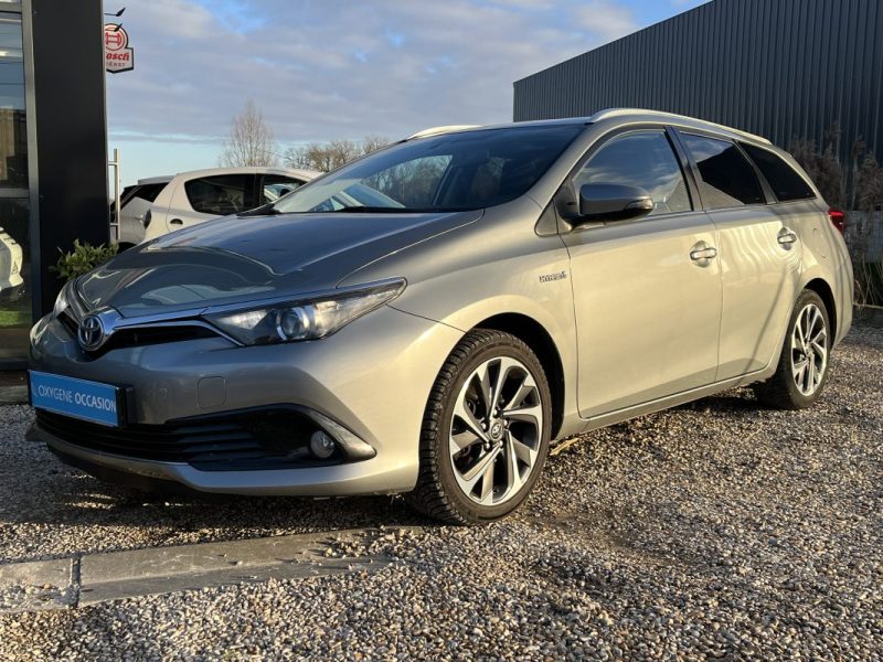 TOYOTA AURIS TOURING SPORTS HSD 136H DESIGN BUSINESS 2016