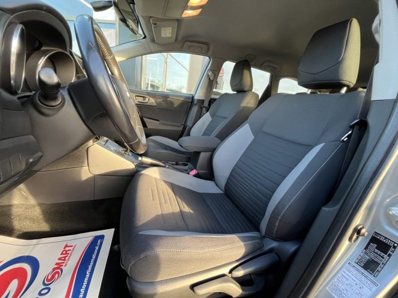 TOYOTA AURIS TOURING SPORTS HSD 136H DESIGN BUSINESS 2016