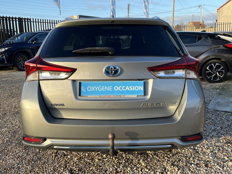 TOYOTA AURIS TOURING SPORTS HSD 136H DESIGN BUSINESS 2016