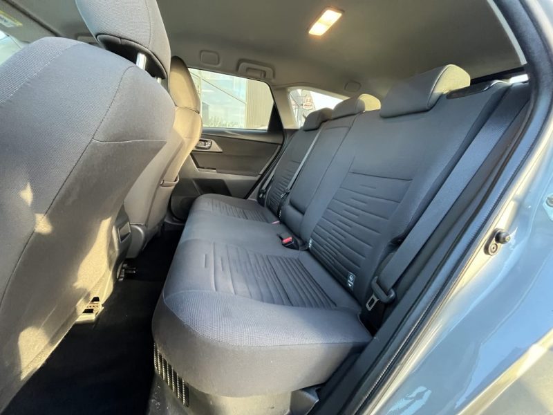 TOYOTA AURIS TOURING SPORTS HSD 136H DESIGN BUSINESS 2016