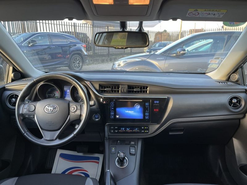 TOYOTA AURIS TOURING SPORTS HSD 136H DESIGN BUSINESS 2016