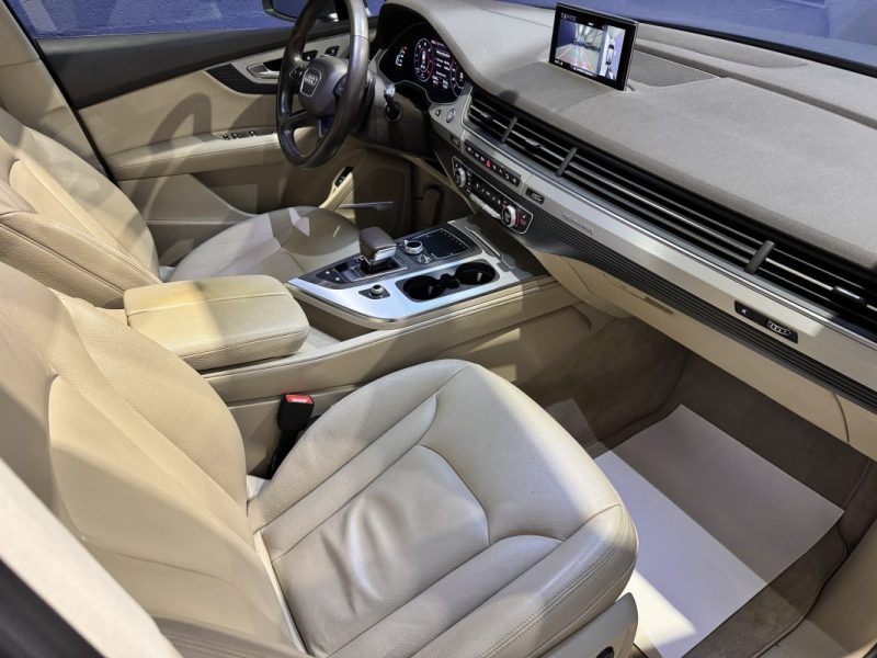 AUDI Q7 45 TDI V6 3.0 231 AVUS EXTENDED TIPTRONIC 