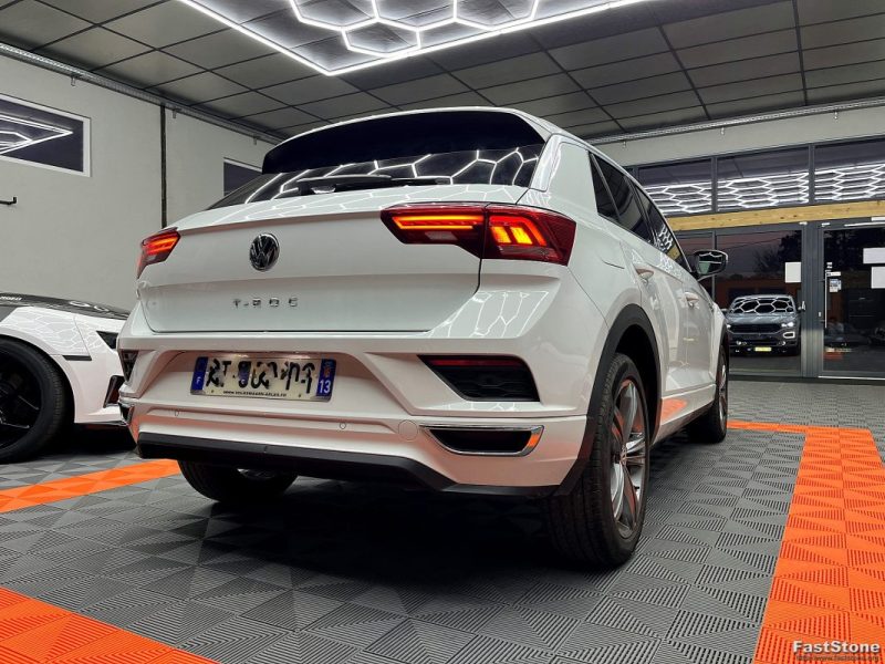 VOLKSWAGEN T-ROC R-LINE 1.5 TSI 150CV DSG7 CAMERA / COCKPITE - GARANTIE 12 OU 60 MOIS