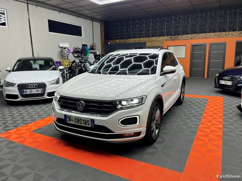 VOLKSWAGEN T-ROC R-LINE 1.5 TSI 150CV DSG7 CAMERA / COCKPITE - GARANTIE 12 OU 60 MOIS