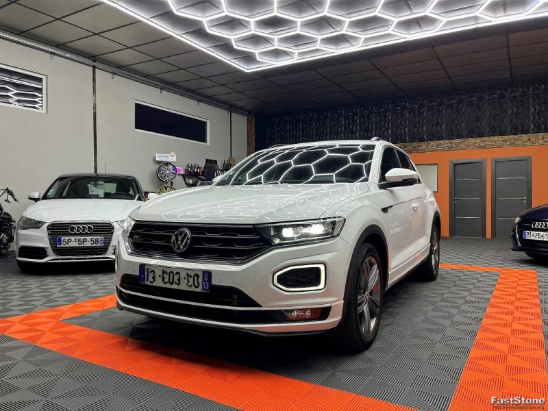 VOLKSWAGEN T-ROC R-LINE 1.5 TSI 150CV DSG7 CAMERA / COCKPITE - GARANTIE 12 OU 60 MOIS