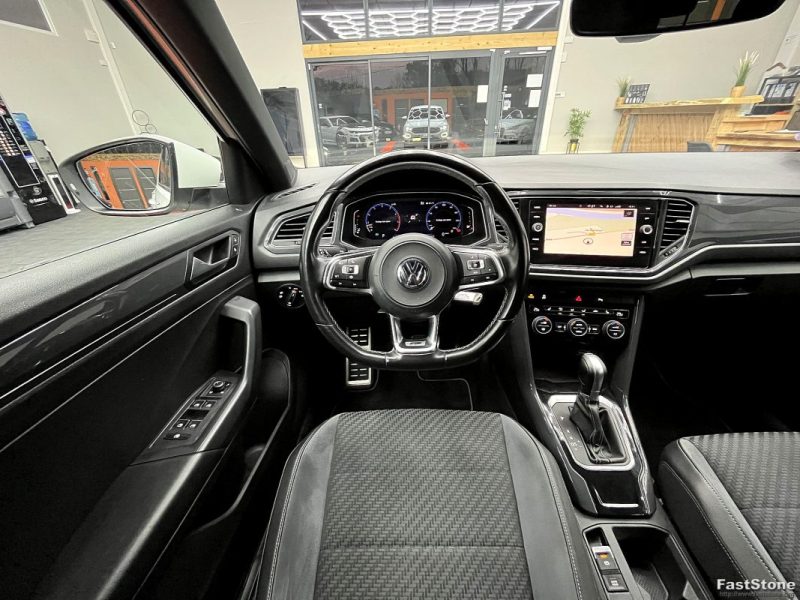 VOLKSWAGEN T-ROC R-LINE 1.5 TSI 150CV DSG7 CAMERA / COCKPITE - GARANTIE 12 OU 60 MOIS