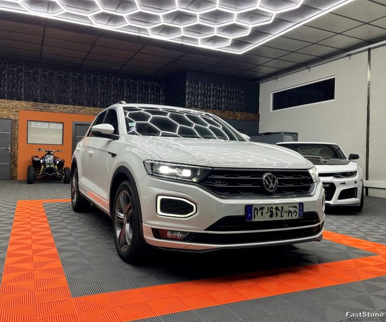 VOLKSWAGEN T-ROC R-LINE 1.5 TSI 150CV DSG7 CAMERA / COCKPITE - GARANTIE 12 OU 60 MOIS