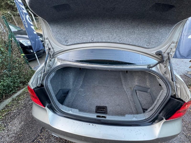 BMW SERIE 3 E90 320D 2.0D - 16V TURBO 2008