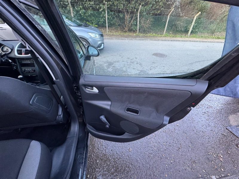 PEUGEOT 207 1.6 HDI - 16V TURBO 2008