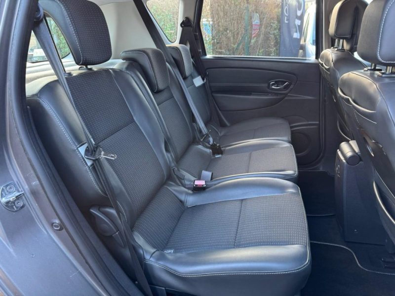 RENAULT MEGANE SCENIC 1.6 DCI 130CH ENERGY DYNAMIQUE ECO² 2012