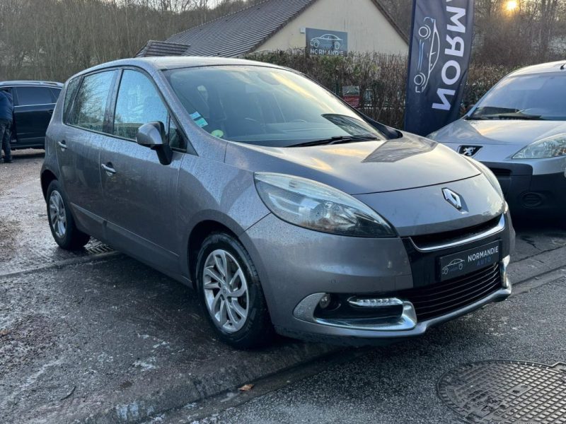 RENAULT MEGANE SCENIC 1.6 DCI 130CH ENERGY DYNAMIQUE ECO² 2012