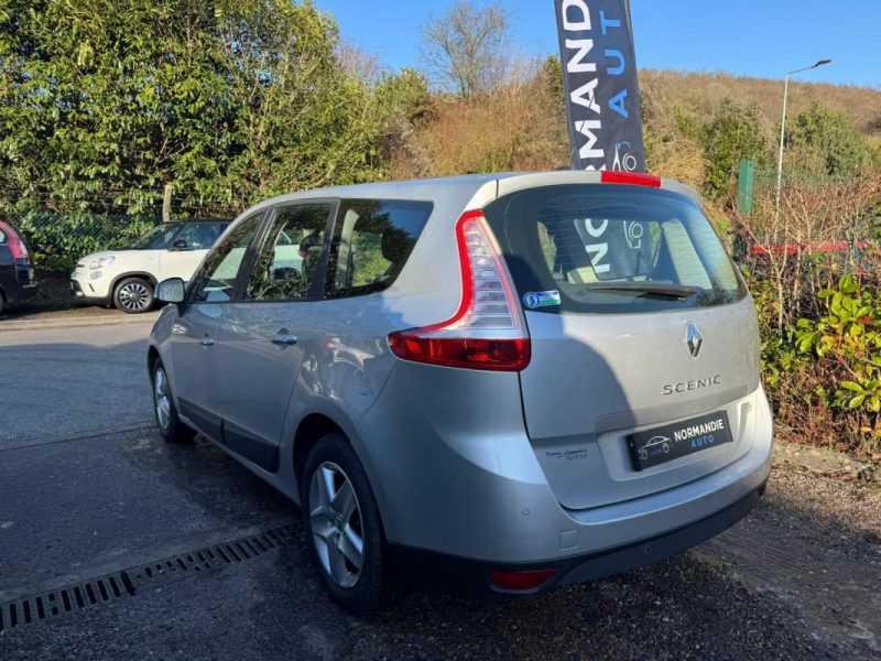 RENAULT GRAND SCENIC 3 1.5 DCI - 8V TURBO 2012