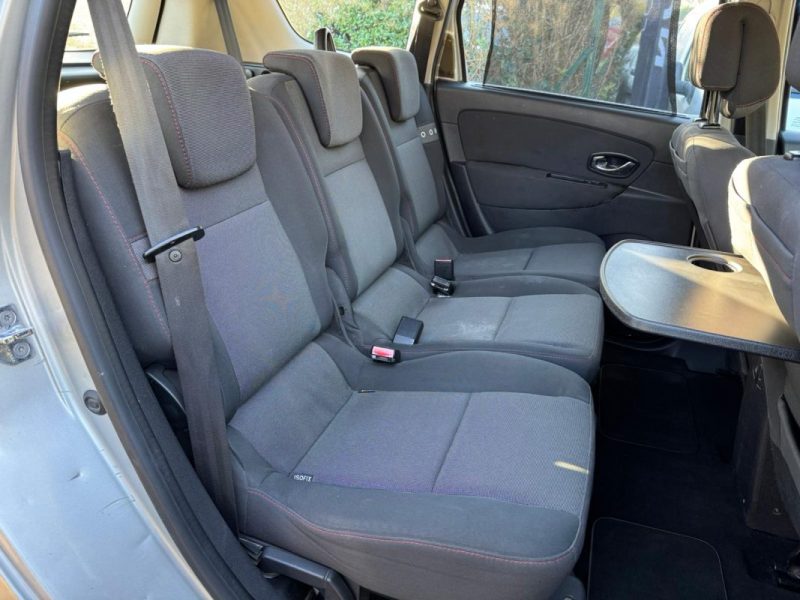 RENAULT GRAND SCENIC 3 1.5 DCI - 8V TURBO 2012