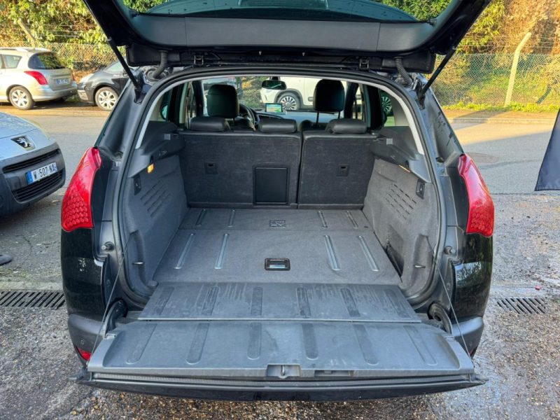 PEUGEOT 3008 MONOSPACE 2.0 HDI HYBRID4 1997CM3 200CV  2013