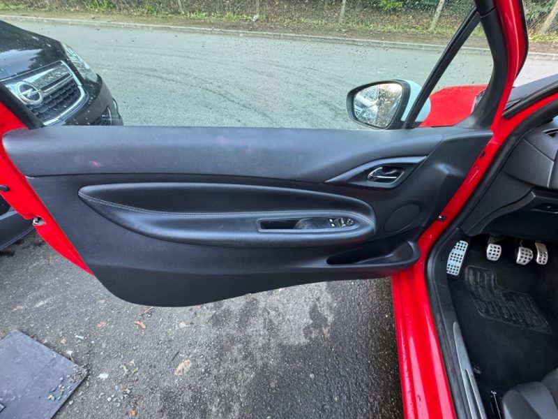 CITROEN DS3 1.4 VTI CHIC 2011