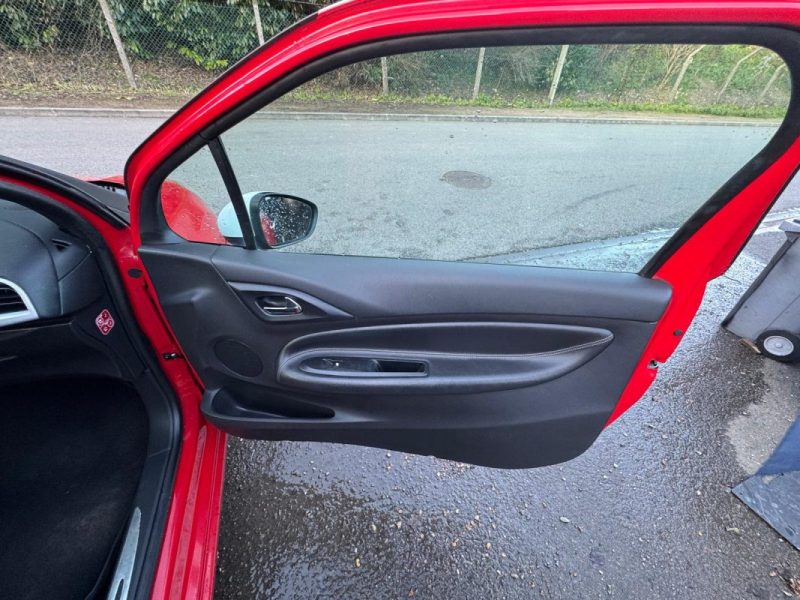 CITROEN DS3 1.4 VTI CHIC 2011