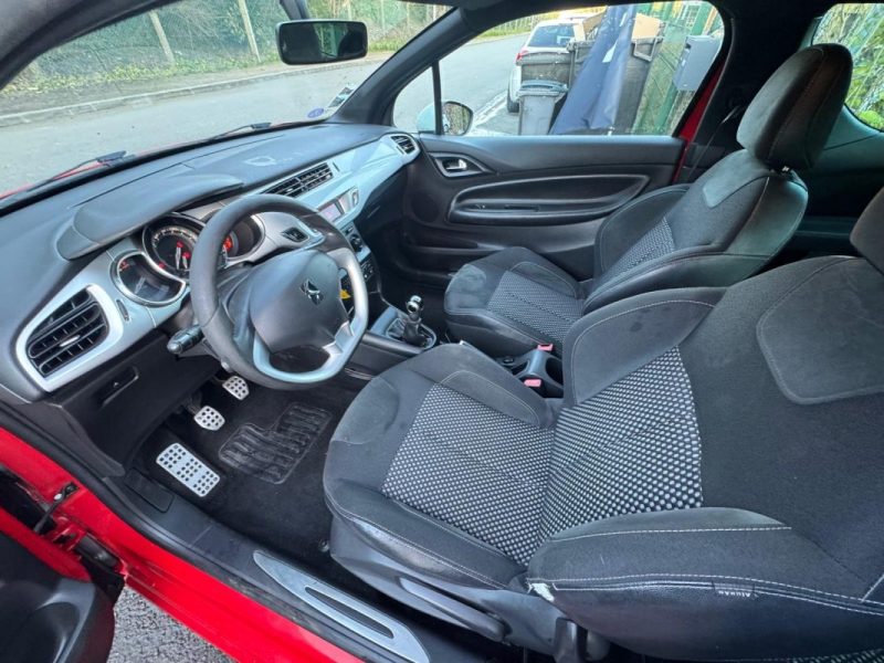 CITROEN DS3 1.4 VTI CHIC 2011