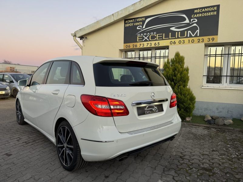 MERCEDES-BENZ B 250 EDITION SPORT 2013