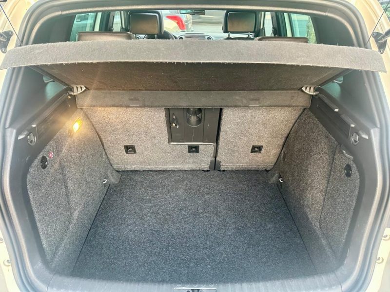 VOLKSWAGEN TIGUAN 2.0 TDI 110 EDITION R-LINE 