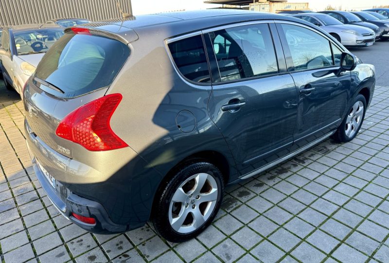 PEUGEOT 3008 1.6 HDI112  BUSINESS PACK 2012
