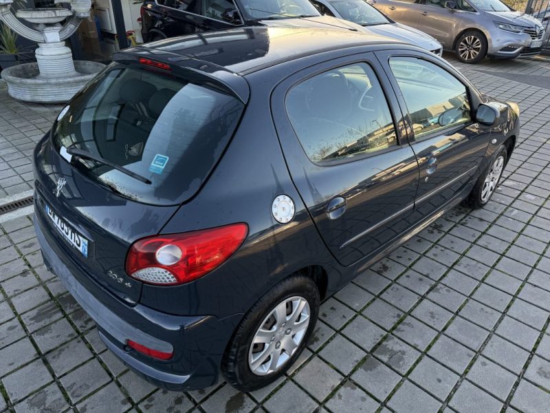 PEUGEOT 206+ 1.4 I 75CH ACTIVE 2011