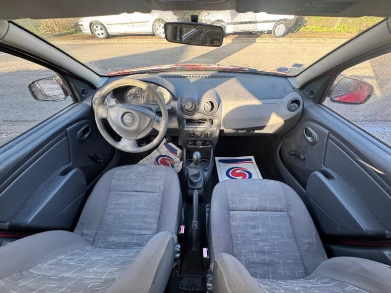 DACIA SANDERO 1.2I - 16V 2012