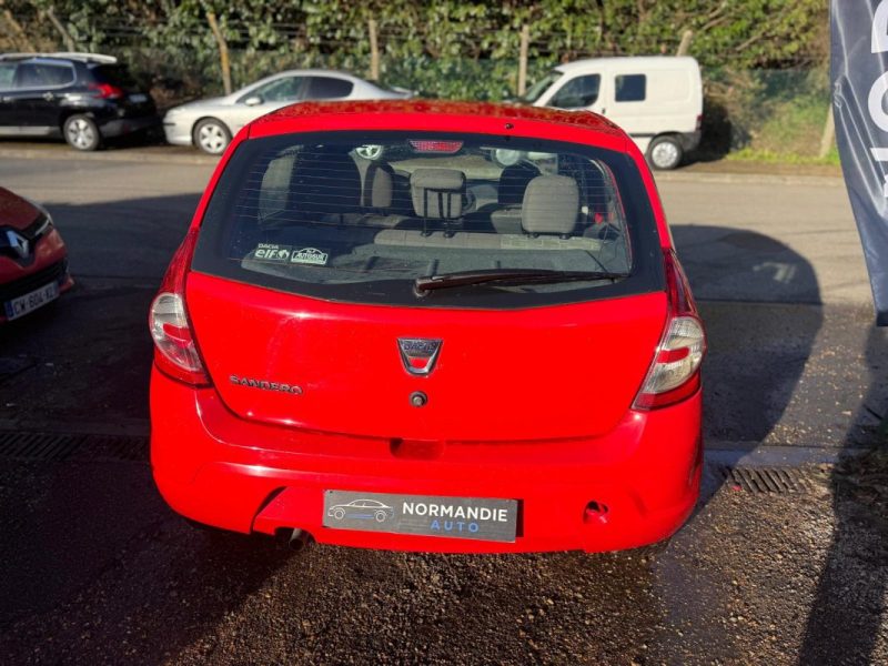 DACIA SANDERO 1.2I - 16V 2012