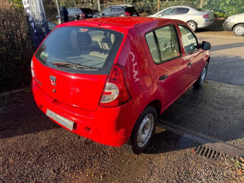 DACIA SANDERO 1.2I - 16V 2012