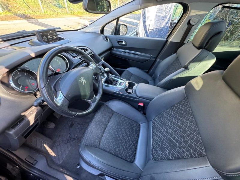 PEUGEOT 3008 MONOSPACE 1.6 HDI 1560CM3 114CV  2014