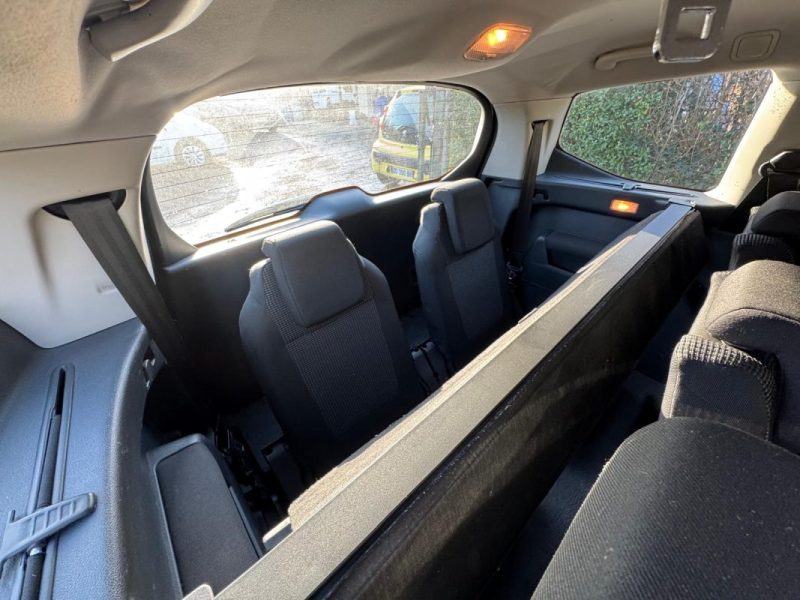 PEUGEOT 5008 1.6 HDI112 FAP CONFORT PACK 7PL 2011