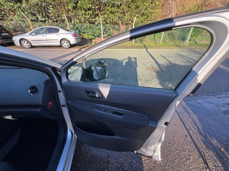 PEUGEOT 5008 1.6 HDI112 FAP CONFORT PACK 7PL 2011