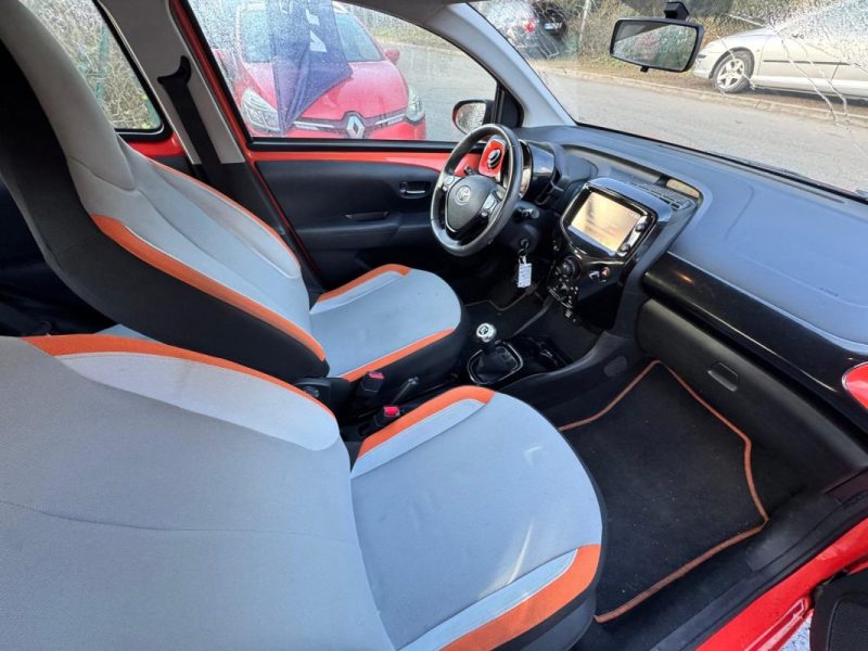 TOYOTA AYGO II 1.0 VVT-I 69CH STOP&START X 5P 2014