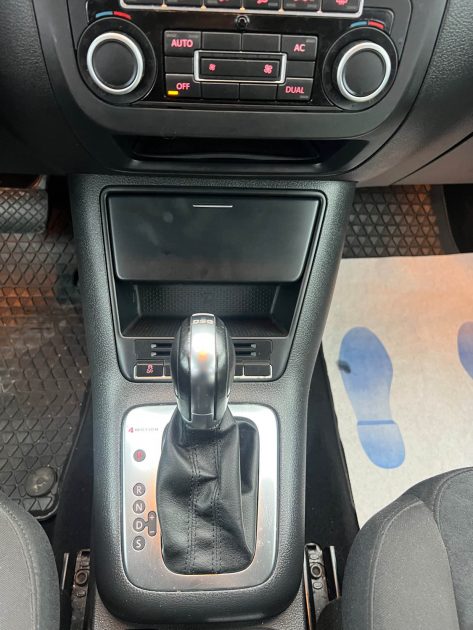 VOLKSWAGEN TIGUAN 2.0 TDI 140 SPORTLINE 4MOTION DSG7 2012