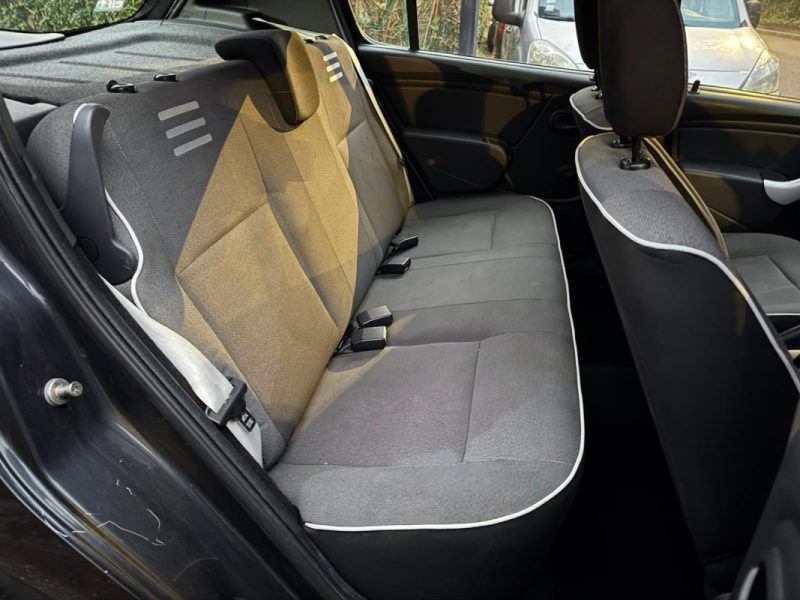 DACIA SANDERO 1.2I - 16V 2012