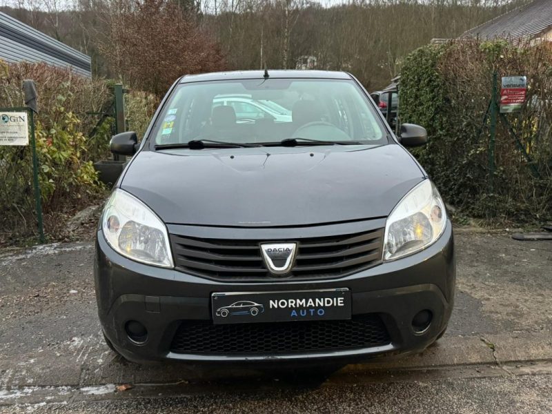 DACIA SANDERO 1.2I - 16V 2012