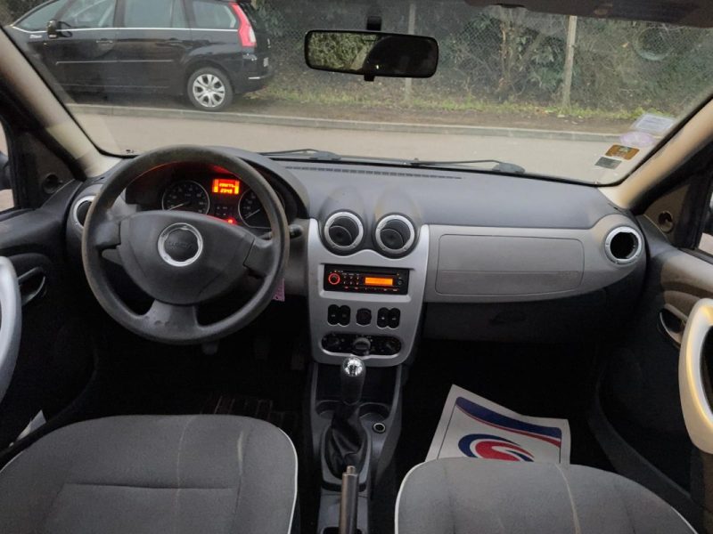 DACIA SANDERO 1.2I - 16V 2012
