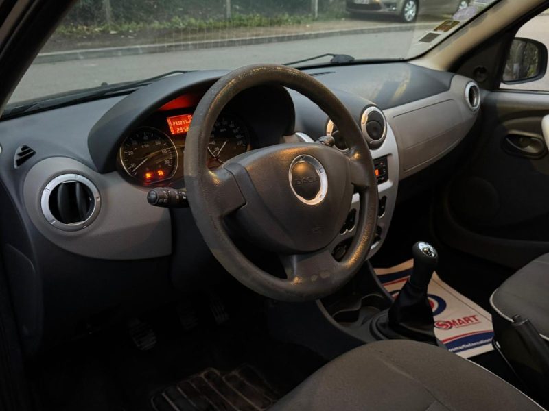 DACIA SANDERO 1.2I - 16V 2012