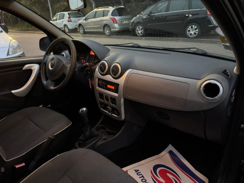 DACIA SANDERO 1.2I - 16V 2012